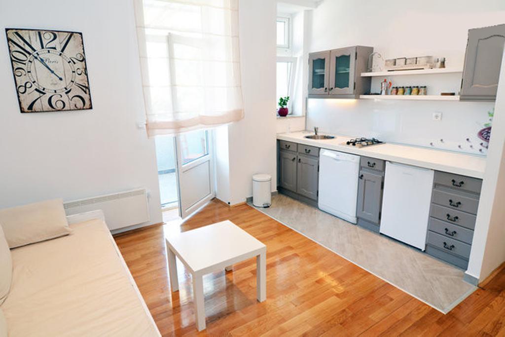 Charming Apartment Загреб Номер фото